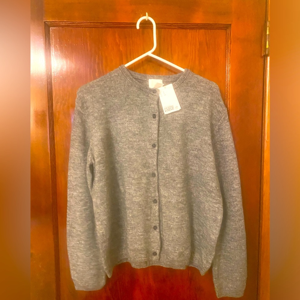 H&M NWT Girls Gray Button Up Sweater Small